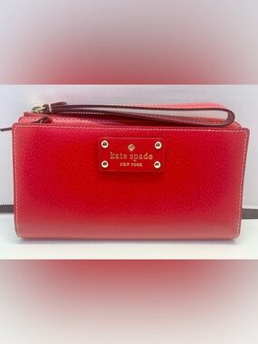 Kate Spade New York Leather Zip Around Wristlet Wallet Red Gold Tone